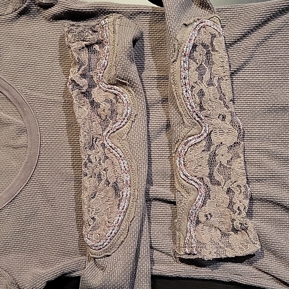 Free People Lavender Long Sleeve Top - Picture 2 of 3